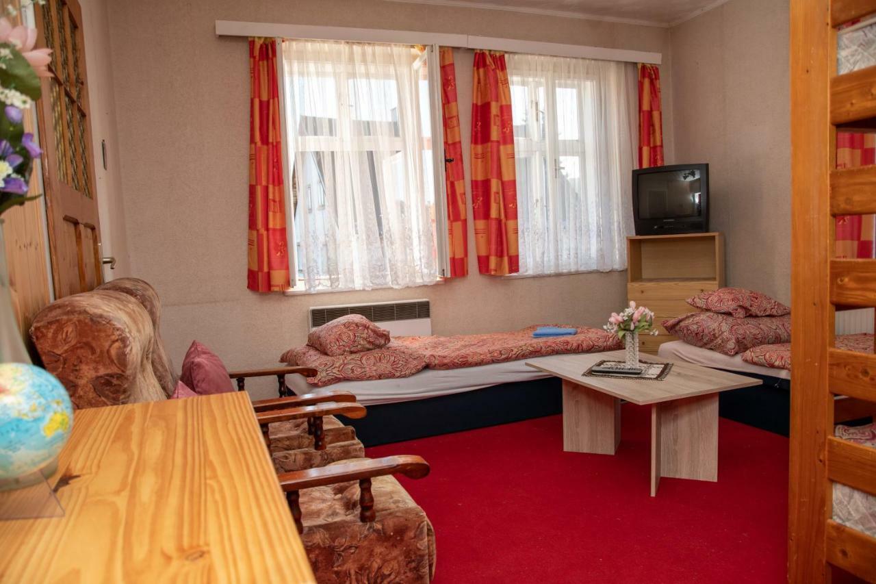 Apartmany U Kocoura Pod Klinovcem Kovarska Екстер'єр фото